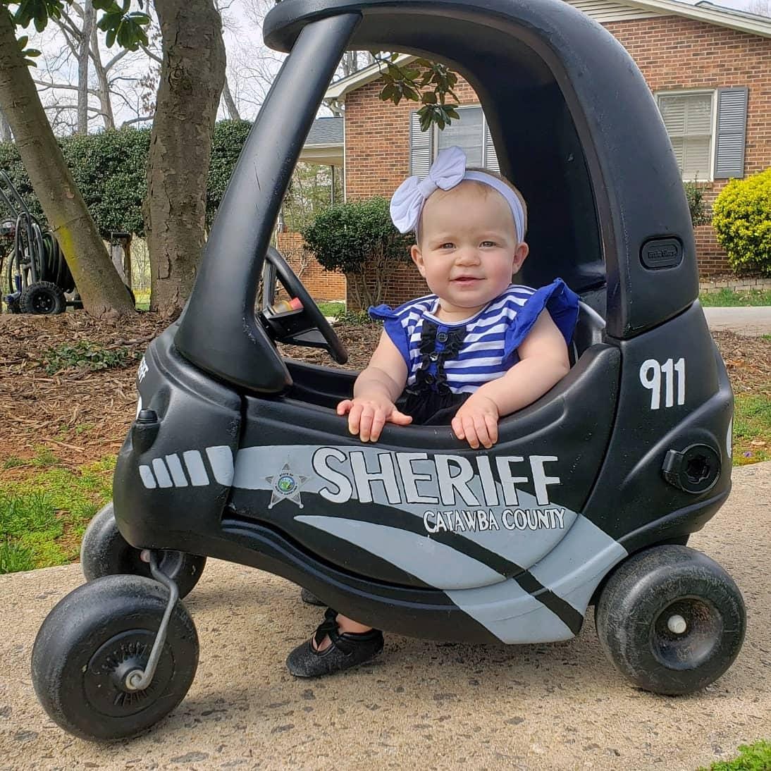 Custom Police / Law Enforcement Badge Decal / Sticker (PoliceDecal4)